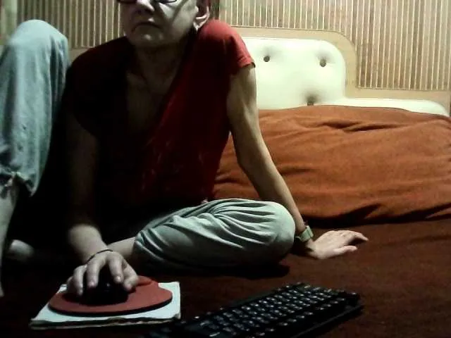 Offline coupleofcoolx on BongaCams