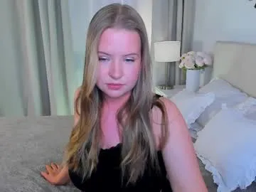 arya_thomas on Chaturbate