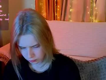 babees_eva on Chaturbate