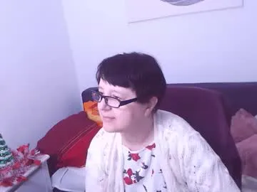 Freechat christarose on Chaturbate