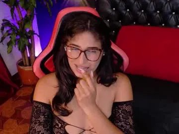 eka_urda — Do you want to help this milf come? - Repeating Goal: suck feet - #anal #hairy #milf #milk #mommy