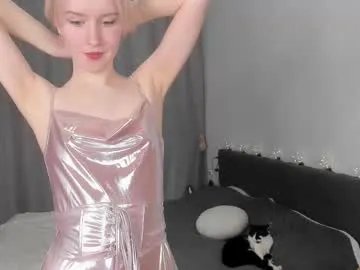 gin_yoon — GOAL: Bodytour journey around hottest places // ozy mood is the most sexy // #blonde #shy #skinny #smalltits [231 tokens remaining]