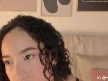 Offline imsarah__ on Chaturbate