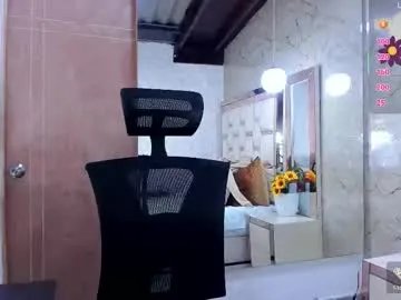 katleya_lewiis — Some big boobs for you? !!! PVT  IS OPEN - Goal: SLAP MY BOOBS #feet #natural #bbw #bigboobs #mommy