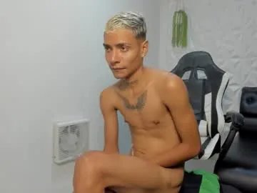 lunay_bigcock420 — hello I'm a hot boy who wants to cum after the finish line. , #master #18 #skinny #hairy #muscle [1114 tokens remaining]