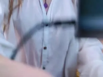 maffinpurrr on Chaturbate