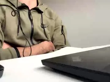 Offline marsupilami_82_ on Chaturbate