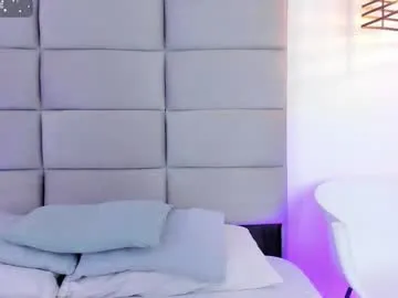 sensualjeen on Chaturbate