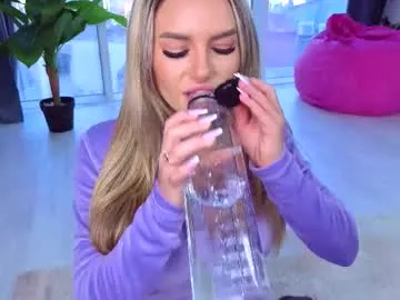 Offline spoilm3mor3 on Chaturbate