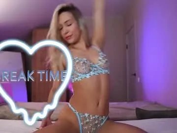 vikkilustfull — GOAL: TOPLESS [1399 tokens remaining] Welcome To My Room #flexible #lovense #natural #feet #blonde