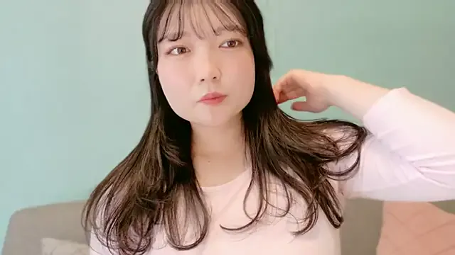 __Yui_ on StripChat
