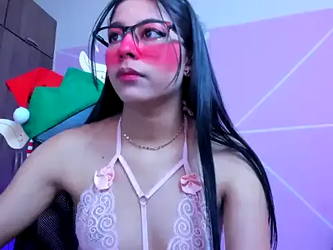 _ALLYSON18_ on StripChat