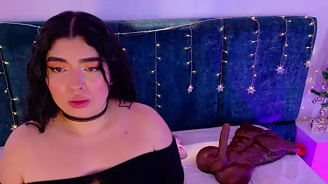 AgathaLynx on StripChat