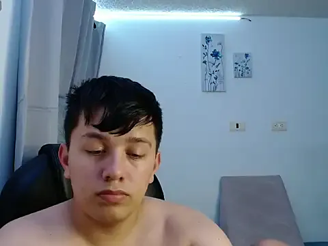 Alan_red on StripChat