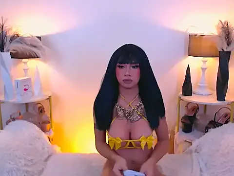 Alluring_Carmela on StripChat