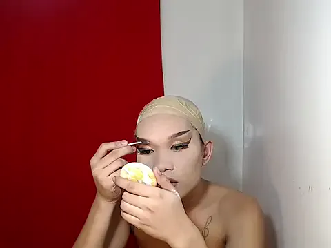 amandareddragon on StripChat