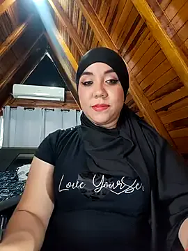 AmbarBurhan on StripChat