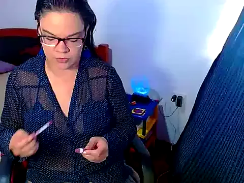 Offline AngelinaHottye on StripChat