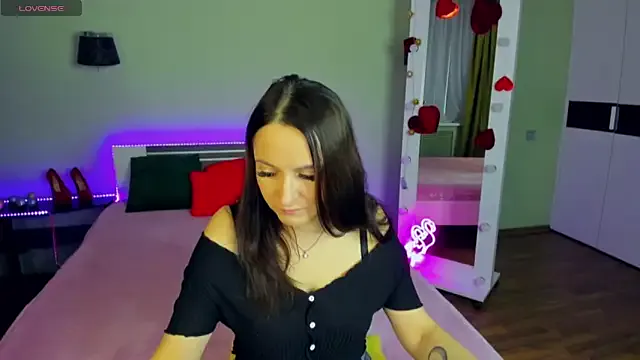 Offline AngellLika on StripChat