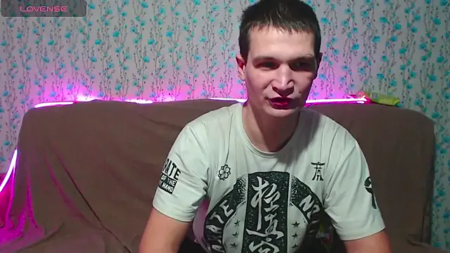 Anna_Ki on StripChat