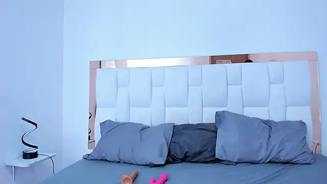 AnnaJaimes on StripChat