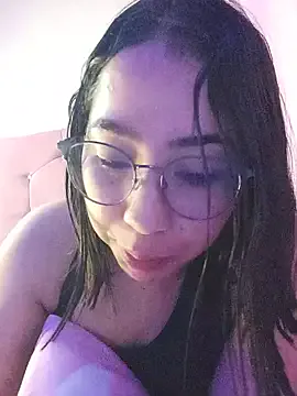 anni_ross on StripChat