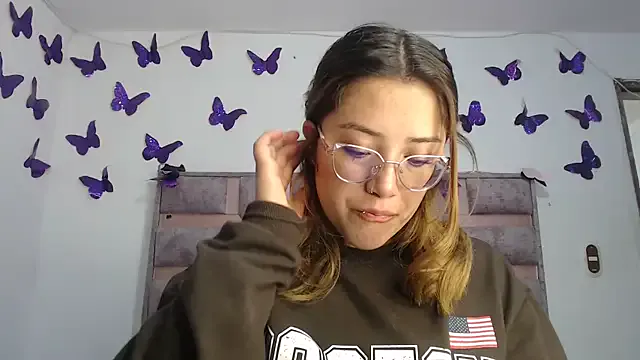 Anny-Fox on StripChat
