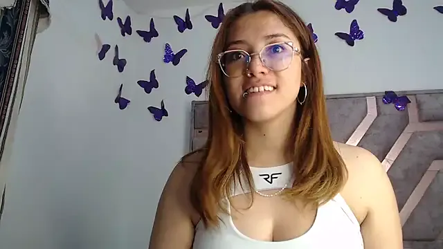 Anny-Fox on StripChat