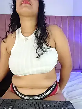 AriaMontes on StripChat