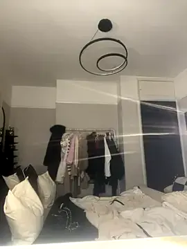 Offline Aurorajadex on StripChat