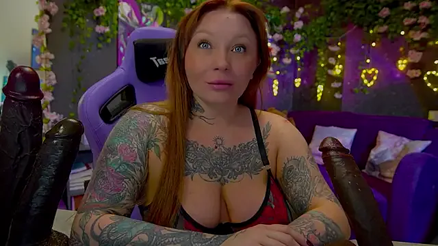 Offline BlackedBarbie on StripChat