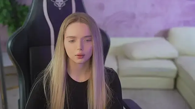 Cassy-Celestial_ on StripChat