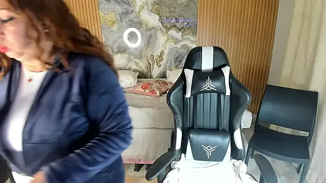 Danna_topless on StripChat