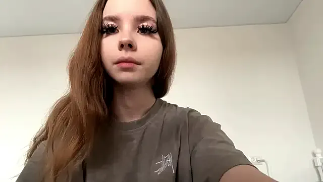 EhtelBiondi on StripChat