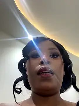 Elie-3 on StripChat