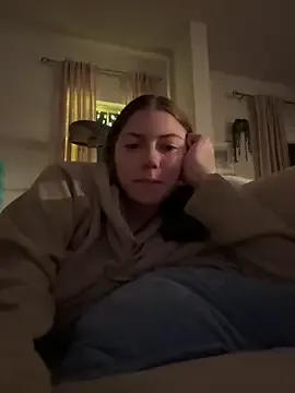 Offline emilycoco on StripChat