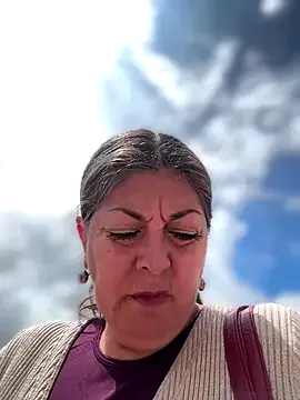 emma_tour on StripChat