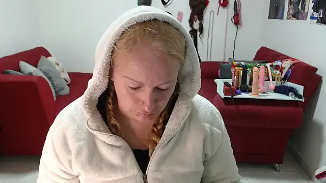 emperabigbootybigass on StripChat