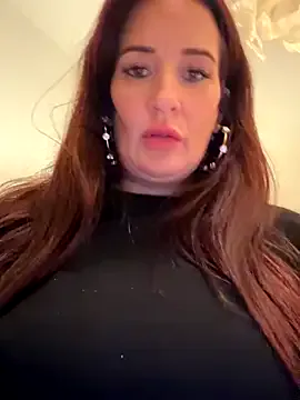 Engel_babe on StripChat