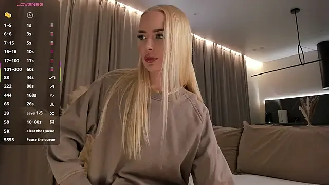 Offline eva_m1racle_ on StripChat