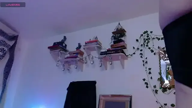 Eve_Blue77 on StripChat