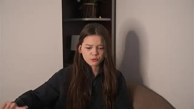 FloBulman — Wet my top and make my nipples hard