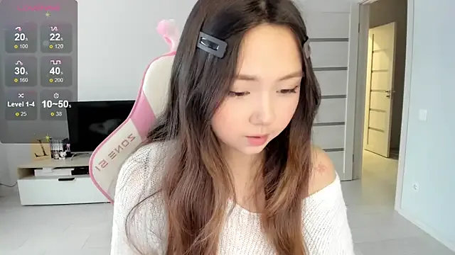 Fluffy_Rose on StripChat