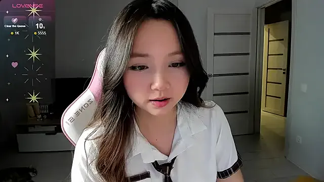 Fluffy_Rose on StripChat