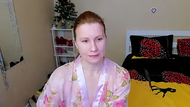 Offline FoxySophia on StripChat