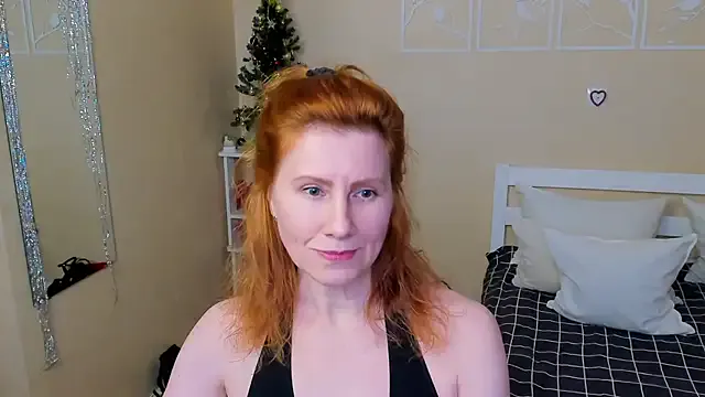 Offline FoxySophia on StripChat