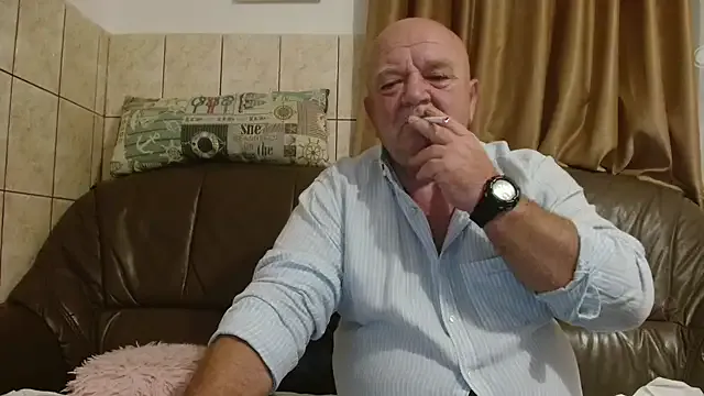 fullballs6 on StripChat