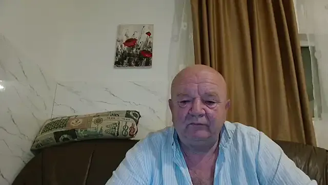 fullballs6 on StripChat
