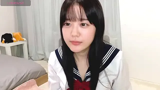 Offline hani-chan on StripChat