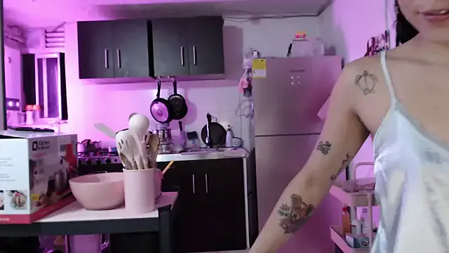 Hellen_dumont on StripChat